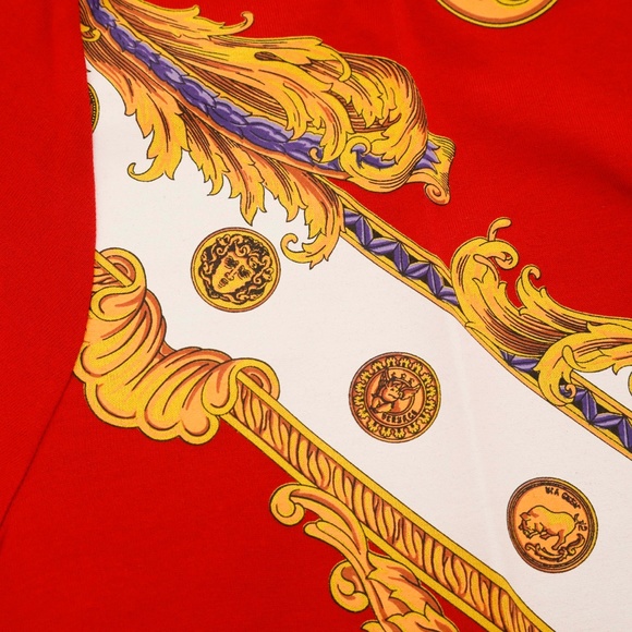 NWT Versace Red Flying Pig & Medusa Medallion Tee - Picture 6 of 9
